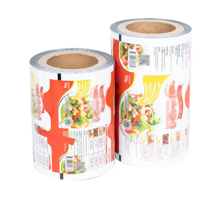 Impressão personalizada Filme de embalagem automático de papel alumínio Impressão de frango em pó condimento lanches batatas fritas Filme de rolo de embalagem de alimentos