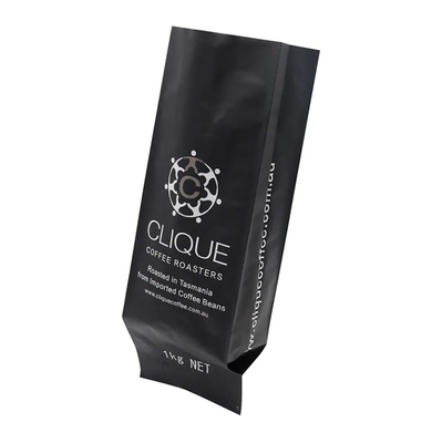 Embalagens de sacos de café com rasgo para embalagens sustentáveis e elegantes Solutio